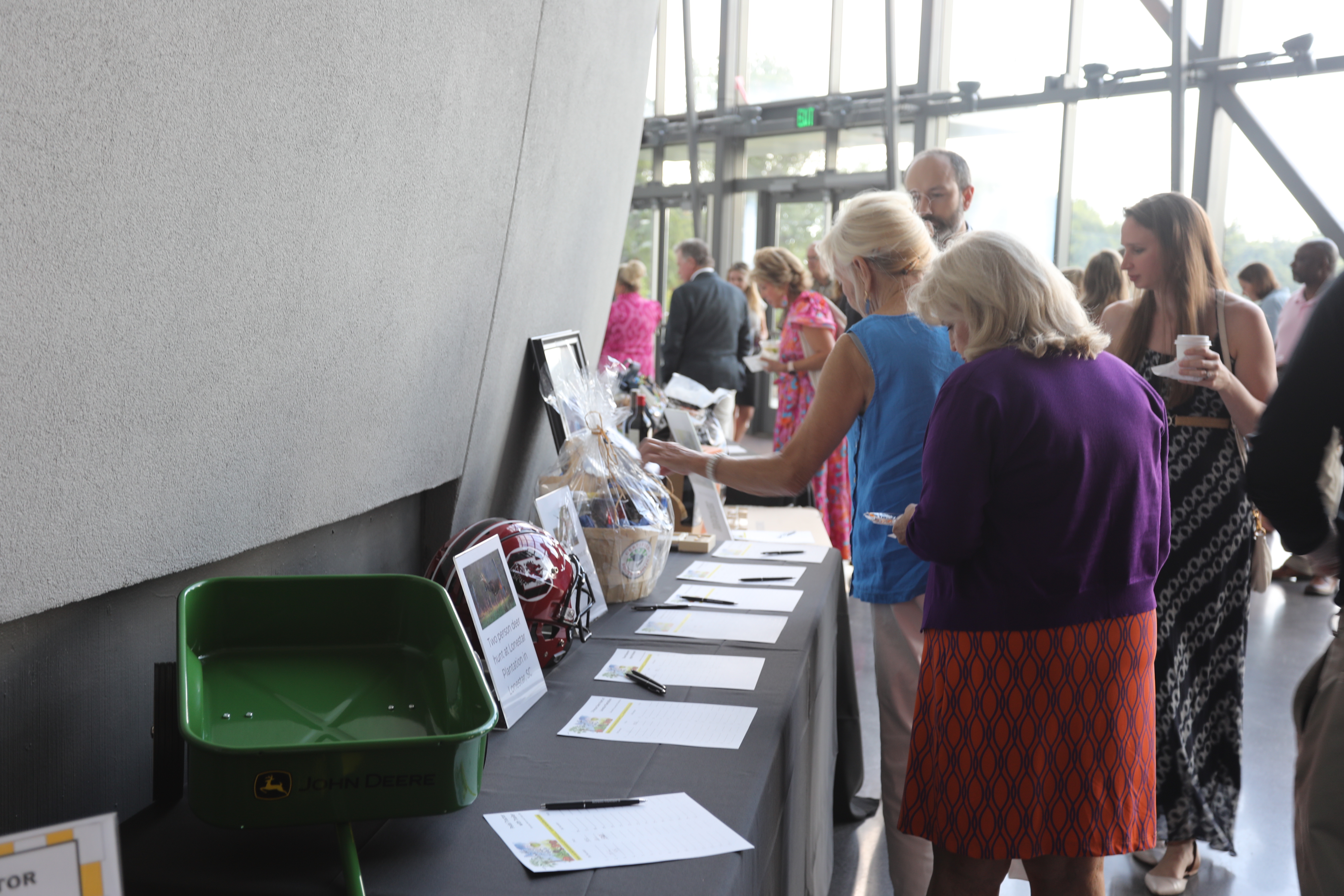 Silent Auction at Palmetto Palate
